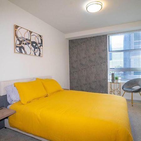 June Specials- Suite Spot Dtla- Free Parking For One Car! Los Angeles Bagian luar foto